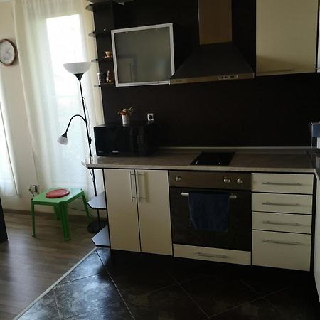 Apartamento Complex Karia III Kavarna Exterior foto