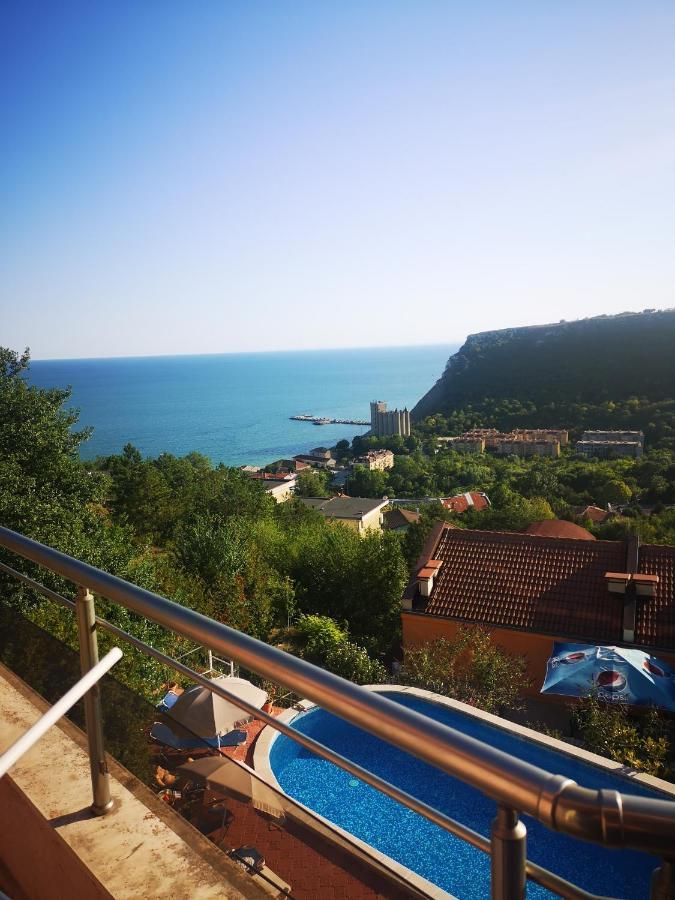 Apartamento Complex Karia III Kavarna Exterior foto