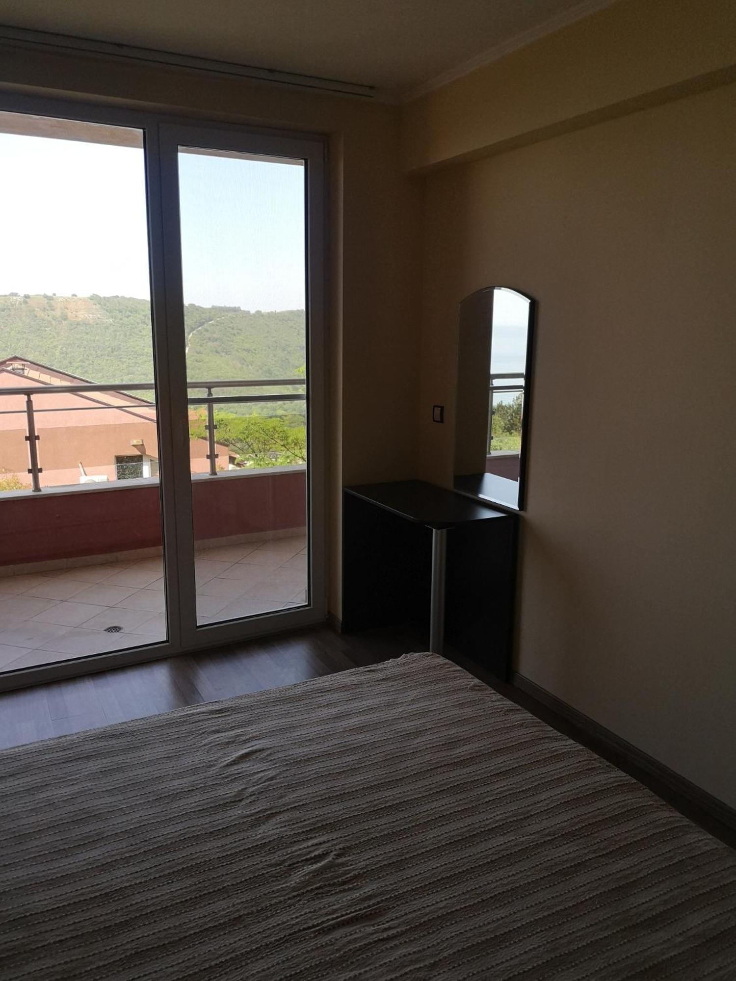 Apartamento Complex Karia III Kavarna Exterior foto